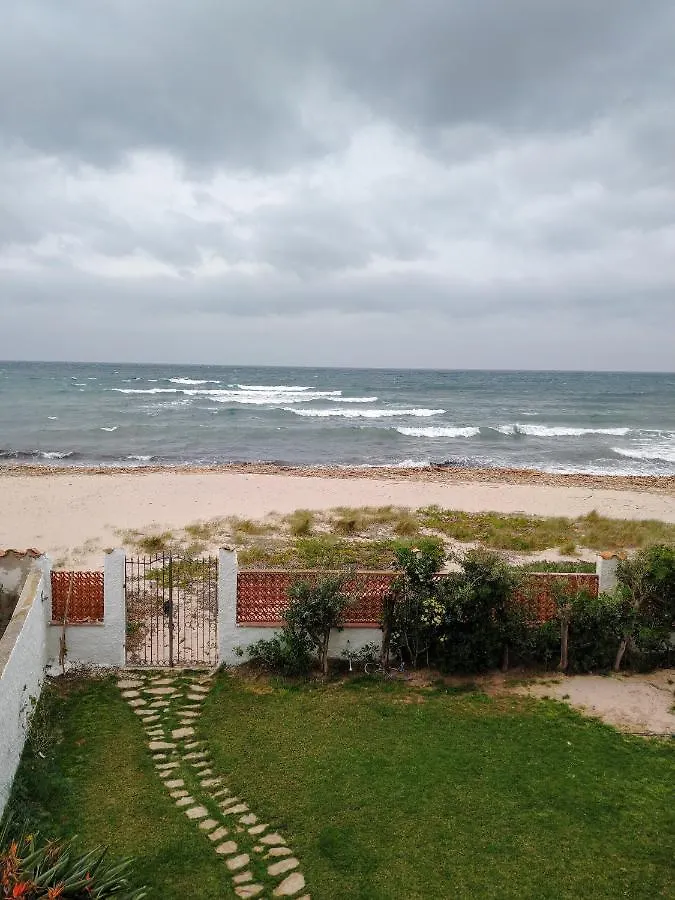 In Front Of The Beach - La Terrazza Sul Mare Flumini di Quartu 0*,  Italien